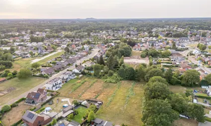 binnengebied waar de nieuwe fase van heusden-zolder dorpshof ontwikkeld zal worden met 10 appartementen en 19 woningen