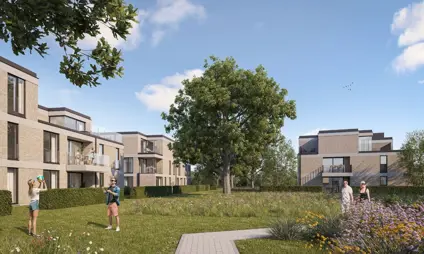 Parc verdoyant près des appartements dans le quartier résidentiel de la Kleine Hemmenweg.